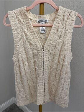Vintage Jones & Co. Hand-Knit Cable Knit Zip Sweater Vest – Size Small